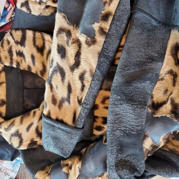 VTG 60s Small Faux Fur Leather Animal Print Leopard Statement Trench Jacket Coat - Picture 8 of 14